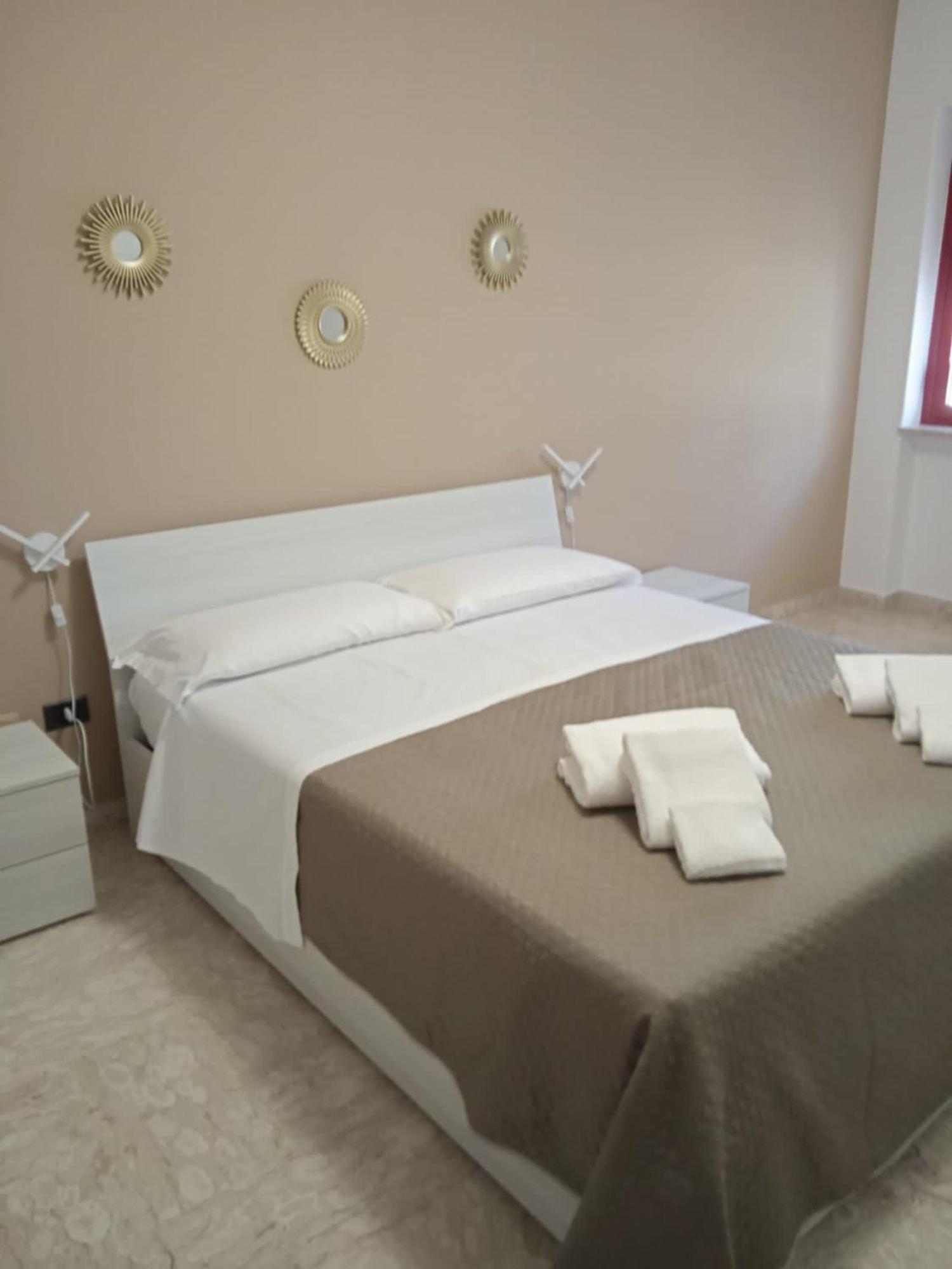 Dimora Fefe Apartment Monopoli Ngoại thất bức ảnh